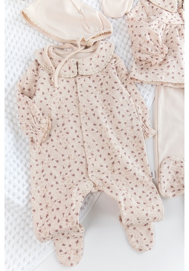 Çiçek Desenli 10'lu Kız Bebek Hastane Çıkışı Bebek Takımı Bej