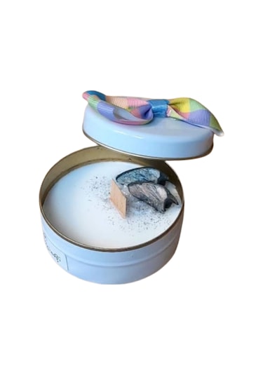 Uretti - Ayşe 7362 6626 El Yapımı Japon Kiraz Çiçeği Kokulu Metal Kutuda Mum - 3 X 7 Cm Beyaz