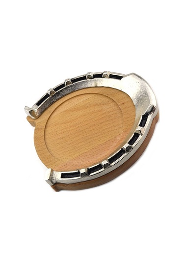 At Nalı Metal Rölyefli Doğal Ahşap Bardak Altlığı Ahşap