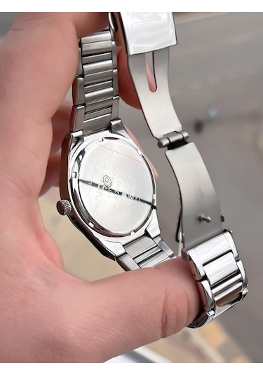Slazenger Damatlık Ve Takım Elbiye Özel Çelik Kordon 5 Atm Suya Dayanıklı Erkek Kol Saati Sl545.a02 Gümüş