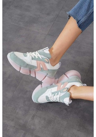 Kadın Ortopedik Tabanlı File Detaylı Sneaker Spor Ayakkabı Yeşil - Pudra