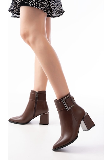 Dnz-400 Kahverengi Toka Aksesuarlı Topuklu Fermuarlı Günlük Kadın Bot Beyaz