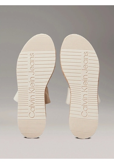 Calvin Klein Kadın Tuval Platform Espadril Sandalet Beyaz Calvin Klein Kadın Tuval Platform Espadril Sandalet Beyaz