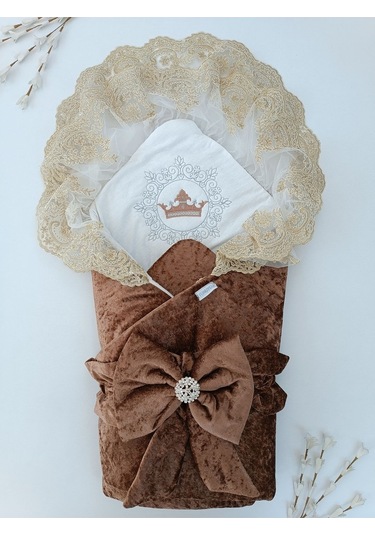 Dantelli Taçlı Bebek Kundağı Unisex Bebek Dış Kundak Battaniyesi Hastane Çıkışı Mevlütlük Kundak Kahverengi