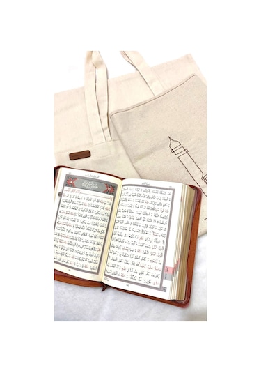 Çanta Seccade Ve Kuran Namaz Seti