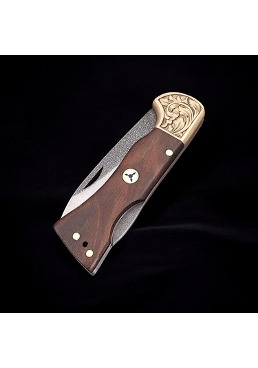 N690 Böhler Çelik Gravürlü Balçıklı Kilitli Yaylı Çakı Dayanıklı El İşçiliği Çakı Modelleri Açık Kahverengi