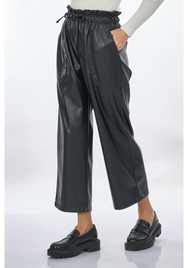Unique Mode Deri Görünümlü Bol Paça Siyah Kadın Pantolon Uw244003 001