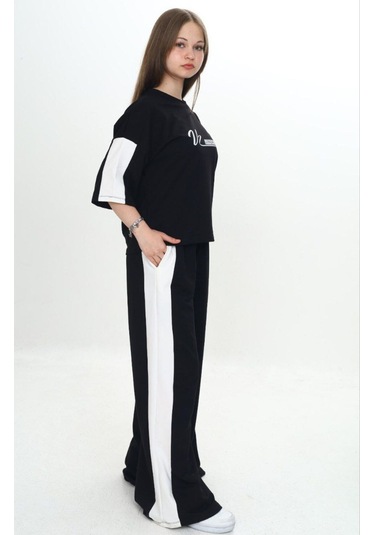 Kız Çocuk %100 Pamuk London Baskılı Oversize Garnili Truvakal Kollu Eşofman Takımı-293-eşt-0010 Siyah Kız Çocuk %100 Pamuk London Baskılı Oversize Garnili Truvakal Kollu Eşofman Takımı-293-eşt-0010 Siyah