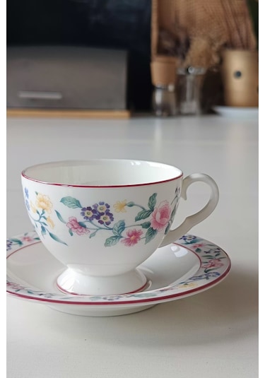 Bone China England Marguerite Desenli Çay Fincanı 2 Parça