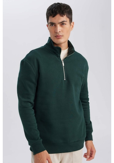 DeFacto Comfort Regular Fit Rahat Kalıp Fermuarlı Dik Yaka Basic Düz Sweatshirt X7405AZ24AUGN852 DeFacto Comfort Regular Fit Rahat Kalıp Fermuarlı Dik Yaka Basic Düz Sweatshirt X7405AZ24AUGN852