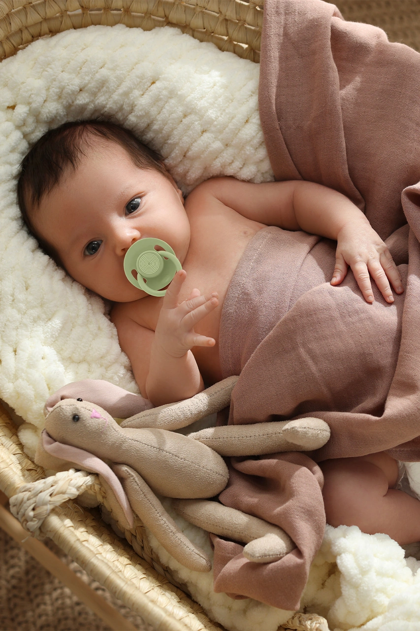 Cool Yuvarlak Uçlu Emzik No:3 Yeşil 18+ Ay