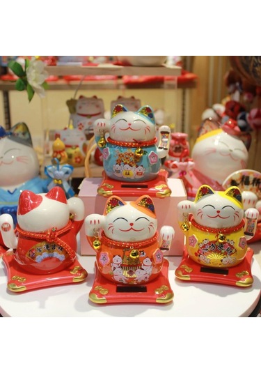 Seramik Maneki Neko Kırmızı Güneş Enerjili Şans Kedisi 12cm No.1