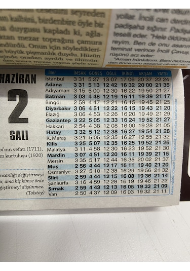 Ömür Takvim Atatürk İmzalı 4.bölge 2026 Kartonlu Yapraklı Duvar Takvimi