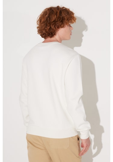 Lee Regular Fit Normal Kesim Sıfır Yaka Sweatshirt L212299102 Kırık Beyaz