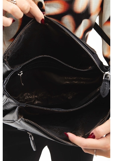 Tamer Tanca Kadın Hakiki Deri Siyah Omuz Çanta 898 3014 Bn Canta Sk 22/23 Sıyah Floter/sıyah Yılan Siyah