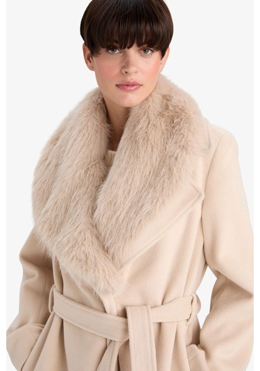 Defacto Regular Fit Suni Kürk Yaka Kuşaklı Kaşe Uzun Kaban F2811ax25wner128 Ekru-er128