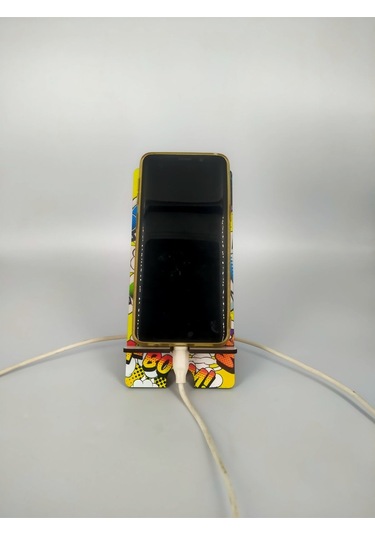 Ahşap Telefon Tutucu Masaüstü Cep Telefonu Standı - Chainsaw Man Denji Makima Hızlı Şarj Çok Renkli