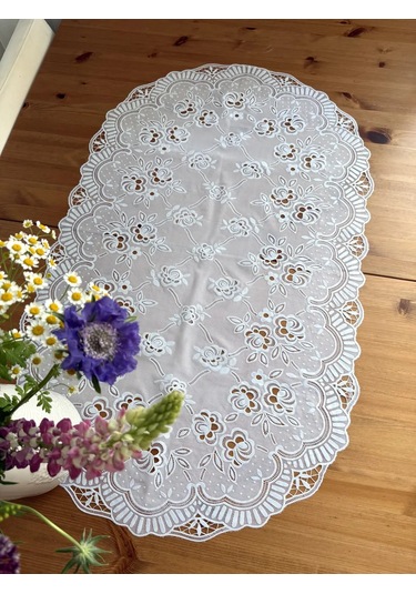 Best Price 34 Masa İçin Oval Beyaz Bez 450983913 Beyaz
