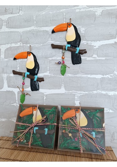 Dekoratif Tukan Kuşu Farklı Renklerde Kutulu 1 Adet
