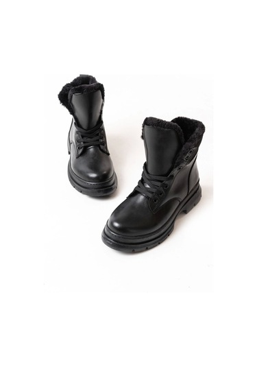 Siyah Bağcıklı Günlük Kadın Bot Siyah