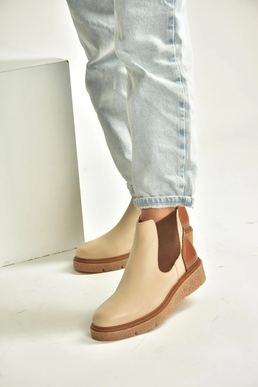 V555115103 Bej Hakiki Deri Kalın Tabanlı Kadın Bot Bej-hakiki Deri