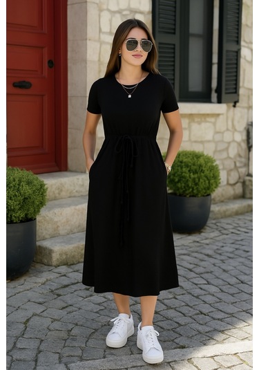 Kadın Kısa Kollu Bisiklet Yaka Belden Bağlamalı Önü Bağcık Detaylı Maksi Boy Viskon Elbise Siyah Kadın Kısa Kollu Bisiklet Yaka Belden Bağlamalı Önü Bağcık Detaylı Maksi Boy Viskon Elbise Siyah