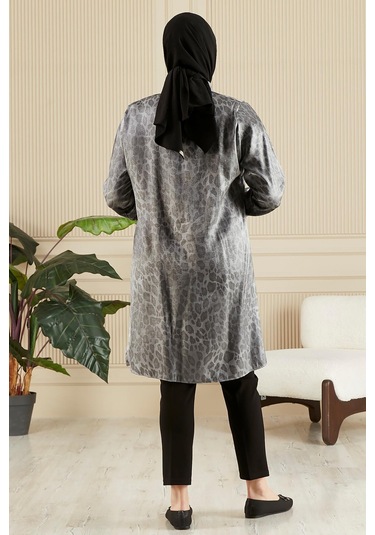 Kadın Tesettür Büyük Beden Leopar Desenli Uzun Gömlek Tunik 001