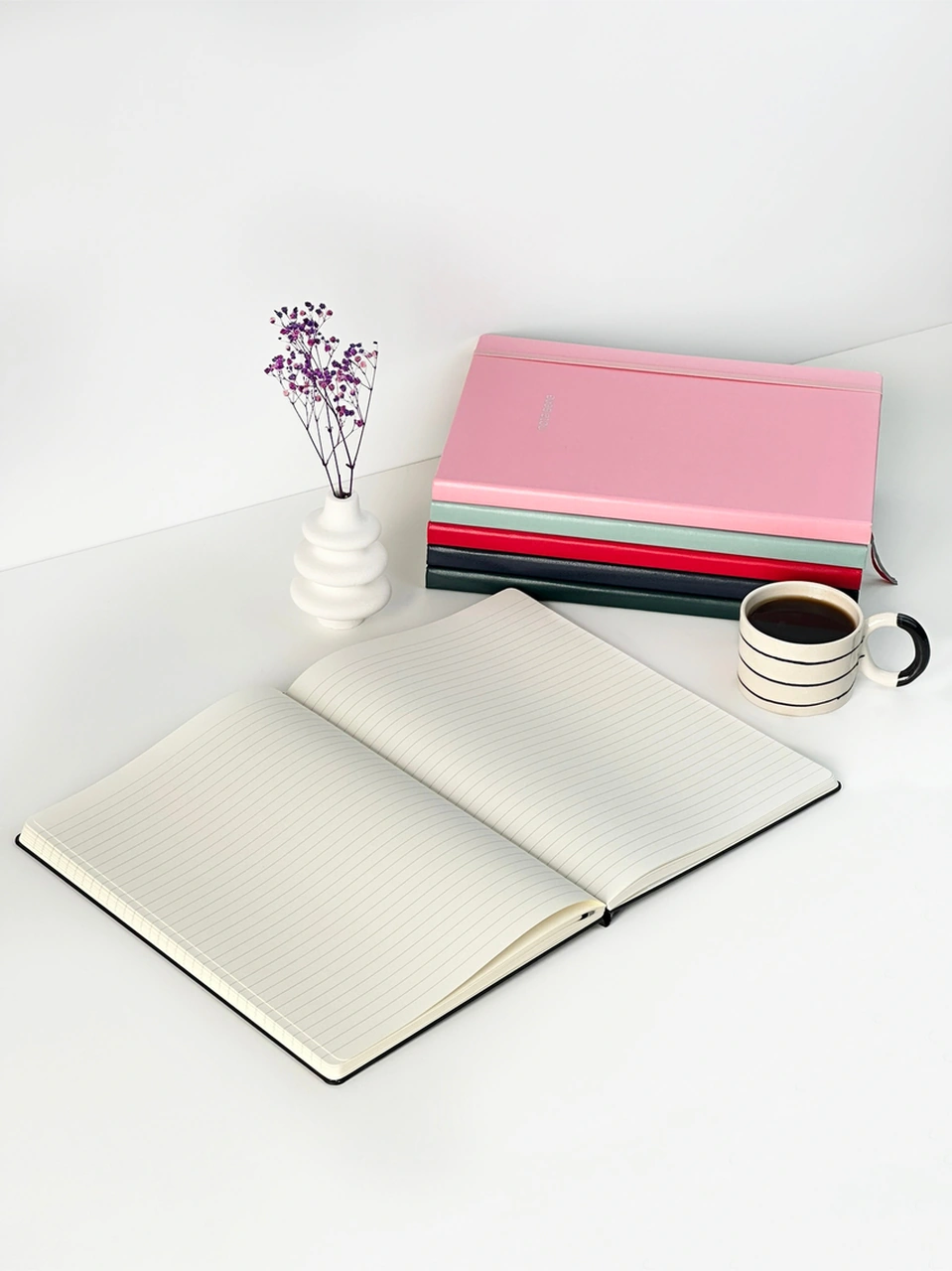 Nota Bene Premium Sert Kapak Defter, 21x29 Cm, Çizgili Yeşil