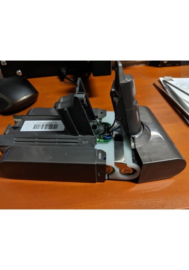 V6 Süpürge Batarya Çıkarıcı Aparat