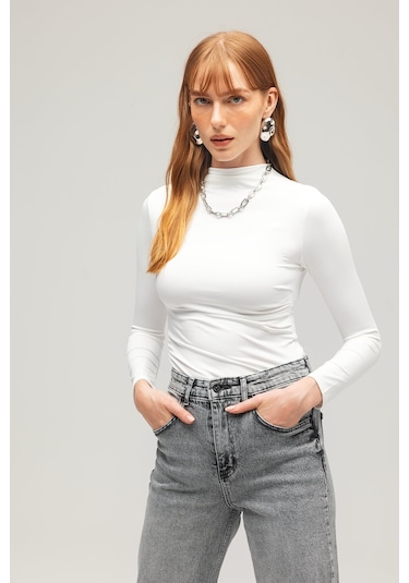 Saade Sââde Kadın Yarım Balıkçı Yaka Basic Örme Bluz - Drape Detaylı Beyaz