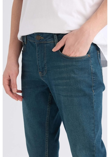 DeFacto Pedro Slim Fit Dar Kalıp Normal Bel Dar Paça Jean Pantolon B0398AX25SPNM41 DeFacto Pedro Slim Fit Dar Kalıp Normal Bel Dar Paça Jean Pantolon B0398AX25SPNM41