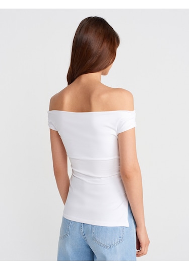 Dilvin 31865 Omuzları Açık Büzgülü Top-beyaz Beyaz