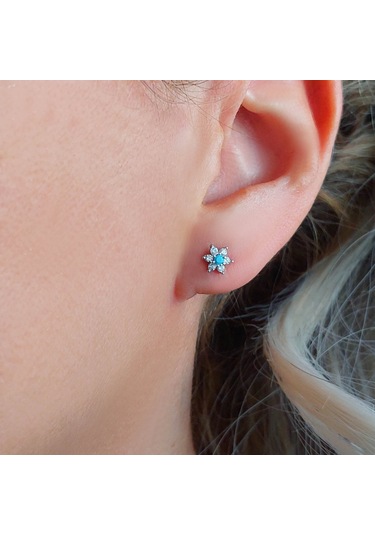 925 Ayar Gümüş Turkuaz Taşlı Minimal Lotus Küpe Gümüş