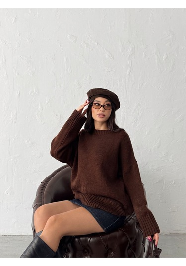 Kadın Yumuşak Dokulu Bisiklet Yaka Oversize Basic Triko Kazak Kahverengi