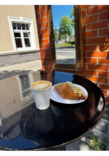 Euecopack Tek Kullanımlık Kağıt Tabaklar 18 Cm, Pakette 50 Adet 404893088 50