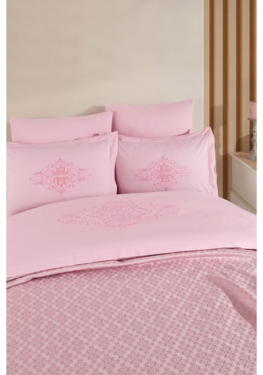 Tivoli Kabartma Nakışlı Pike Takımı Havlulu 8 Parça Evlilik Seti - Diana - Pudra Pudra Pudra