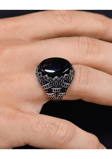 Prestij Gümüş Oniks Taşlı 925 Ayar Zirkon Taş Süslemeli 20082 Gümüş Erkek Yüzüğü