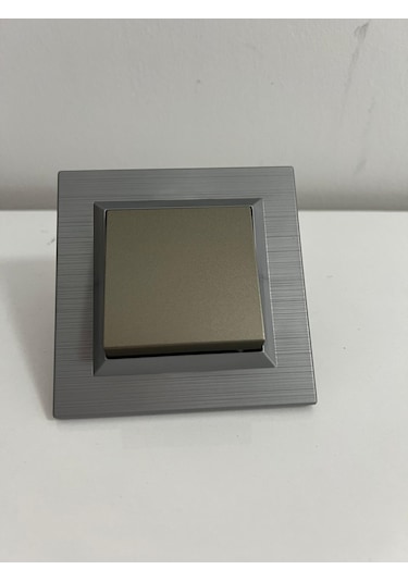 Ovivo Anahtar Antrasit Quantum Çerçeve 1