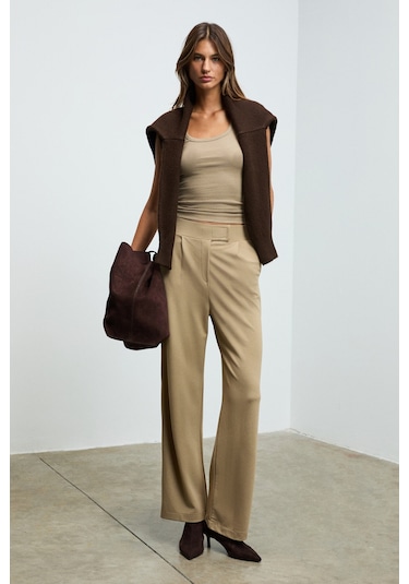 PHALIERA Kadın Esnek Kumaşlı Rahat Kalıp Cırt Kapamalı Bej Pantolon