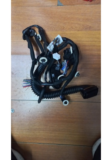 Clio 5 Sol Arka Kapı Tesisatı 241271471r ....