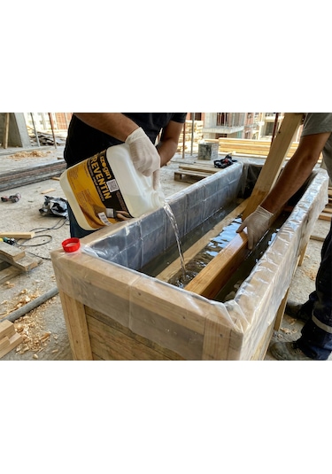 İzogin Preventin Ahşap Emprenye Ve Koruyucu Solüsyon Seffaf 5 Kg
