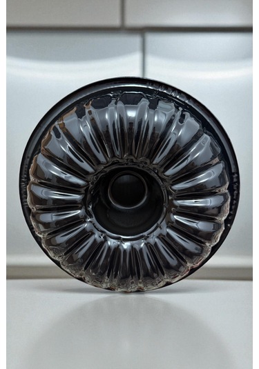 Emaye Dilimli Kek Kalıbı Yanmaz Yapışmaz Taban Siyah 30 Cm Siyah