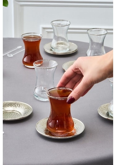 Karaca  Ada 6 Kişilik 18 Parça Çay Seti Platin