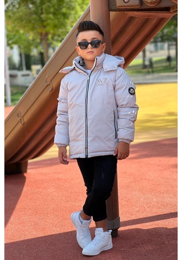 Erkek Çocuk Çıkarılabilir Kapüşonlu Baskılı Yakası Detaylı Kışlık Mont Km3501 Gri