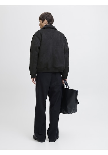 Jack Jones Erkek Yakası Kürklü Bomber Ceket 12282444 Siyah Jack Jones Erkek Yakası Kürklü Bomber Ceket 12282444 Siyah