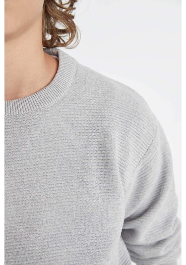 DeFacto Erkek Çocuk Gri Bisiklet Yaka Basic Düz Triko Kazak C8617A824WNGR210