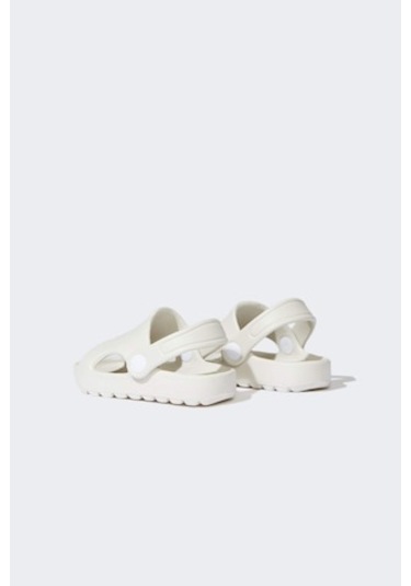 DeFacto Erkek Çocuk Tek Bantlı Düz Taban Eva Terlik E3342A525SMBG26 DeFacto Erkek Çocuk Tek Bantlı Düz Taban Eva Terlik E3342A525SMBG26