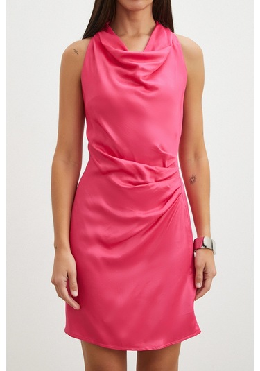 Uterpe Pembe Jakarlı Halter Yaka Elbise Fuşya