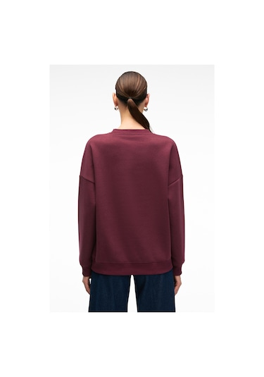 AUDRA Kadın Oversize Yuvarlak Yaka Nakış Detaylı Bordo Sweatshirt
