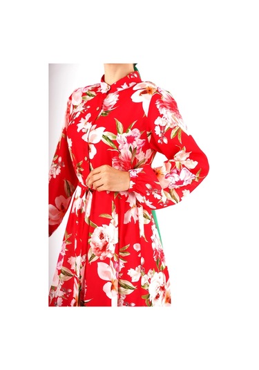 Fatma Sezen Çiçekli Saten Elbise Beyaz